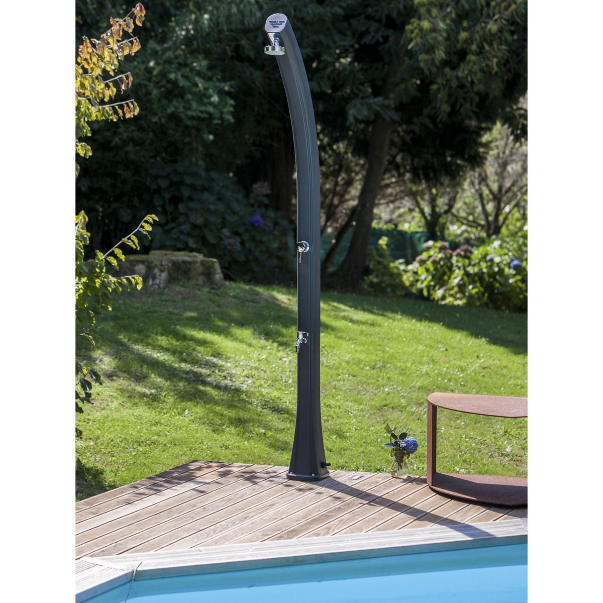 GRE PE-Solardusche geschwungen 25 Liter in schwarz