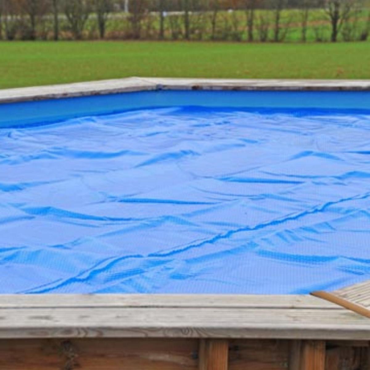 Couverture solaire GRE 400µm pour piscine rectangulaire en bois véritable Marbella 2